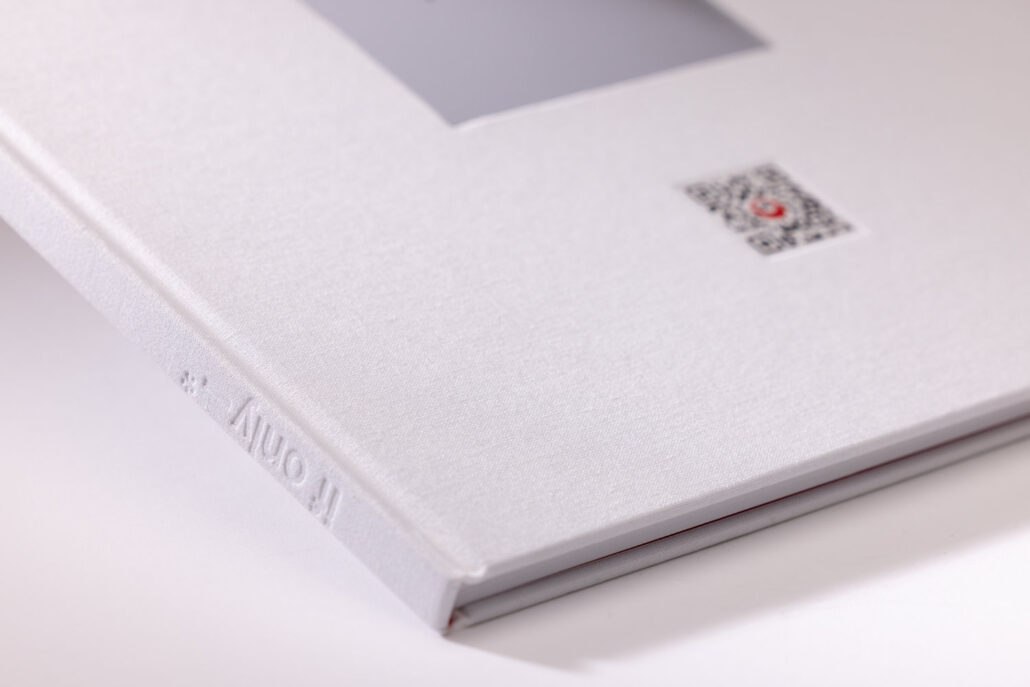 i am god (Brad Peltz)